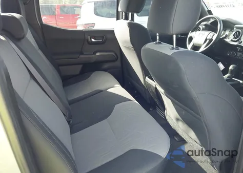 2021 Toyota Tacoma Trd Off-Road z USA, uszkodzony, nr VIN 3TYCZ5ANXMT024937